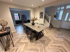 Dining Room- click for photo gallery